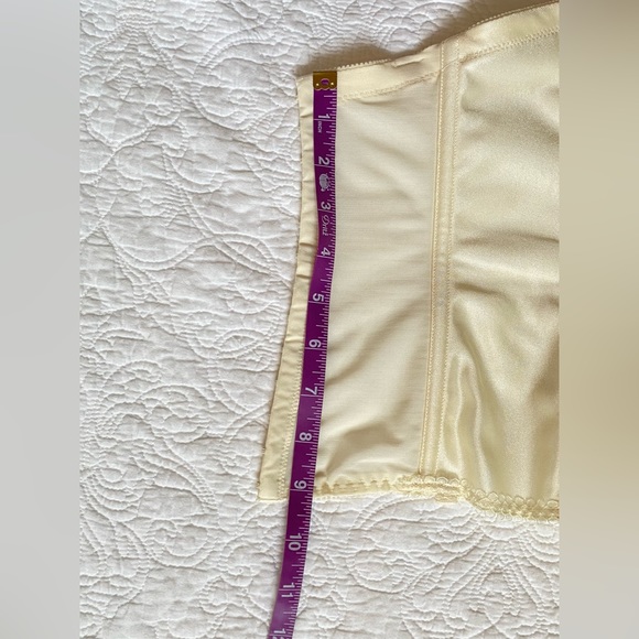 Dominique longline bustier 36D - Picture 11 of 16